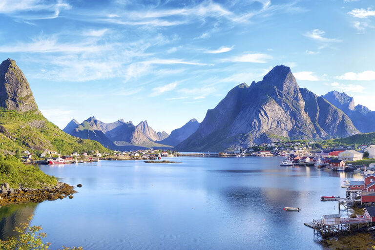 Lofoten Island: A Comprehensive Guide